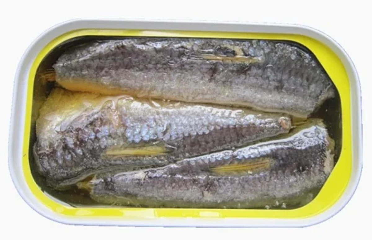Wyrzucasz to, co najlepsze w sardynkach? Tracisz przez to mnóstwo wapnia! - image 1