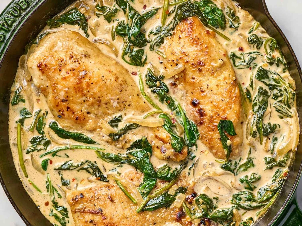 jamieoliver2bys-extra-1.webp Jamie Oliver: 2 błyskawiczne przepisy na kurczaka, które odmienią Twój obiad - image 1