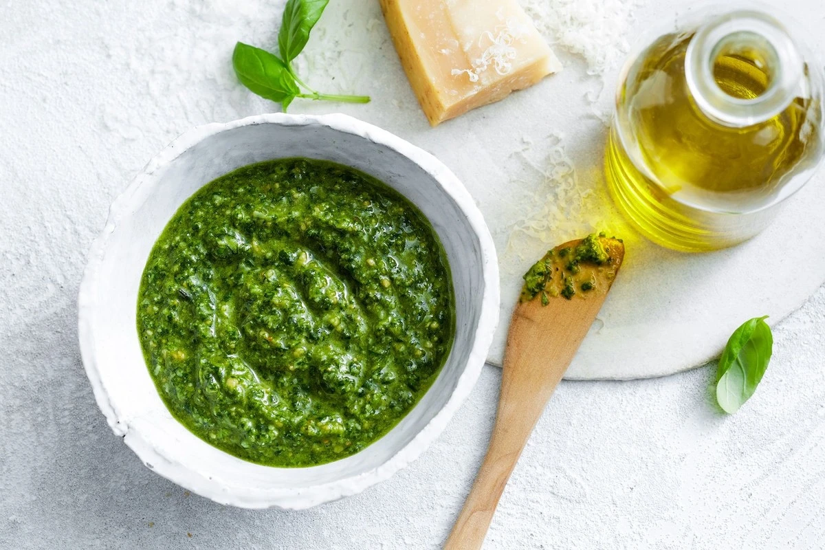domowepestogorz-extra-1.webp Domowe pesto gorzkie? Szef kuchni zdradza 5 powodów, dla których tak się dzieje - image 1