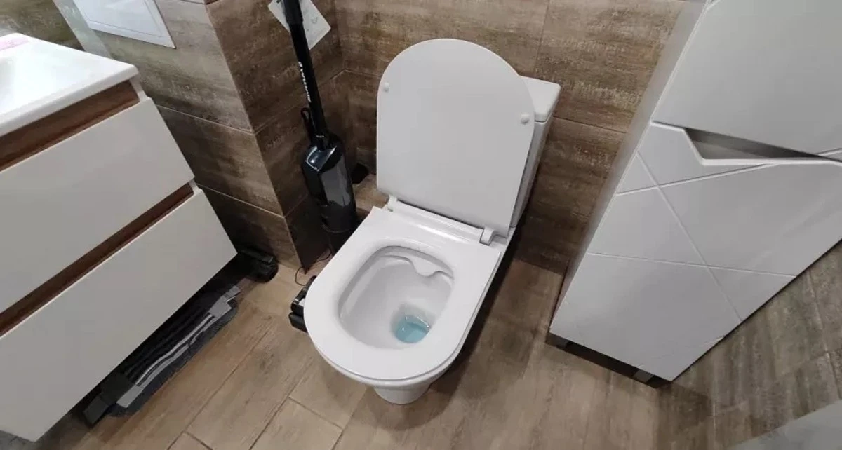 Dlaczego warto wsypywać sól do toalety. Zapamiętaj to raz na zawsze
