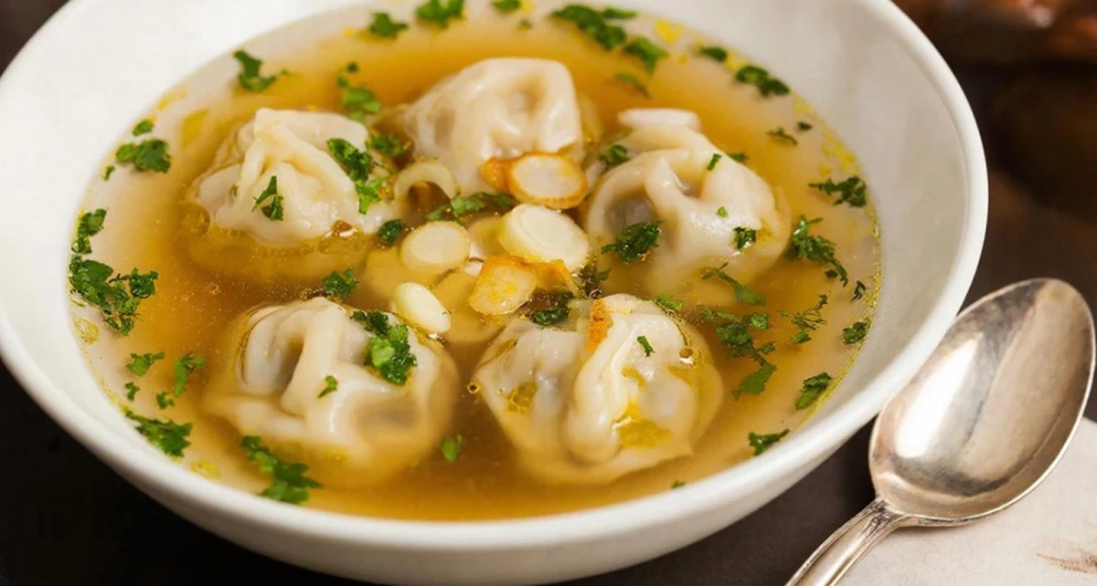 Sekret idealnego bulionu do pierogów: sekretna technika, która przeniesie Cię do restauracji Michelin
