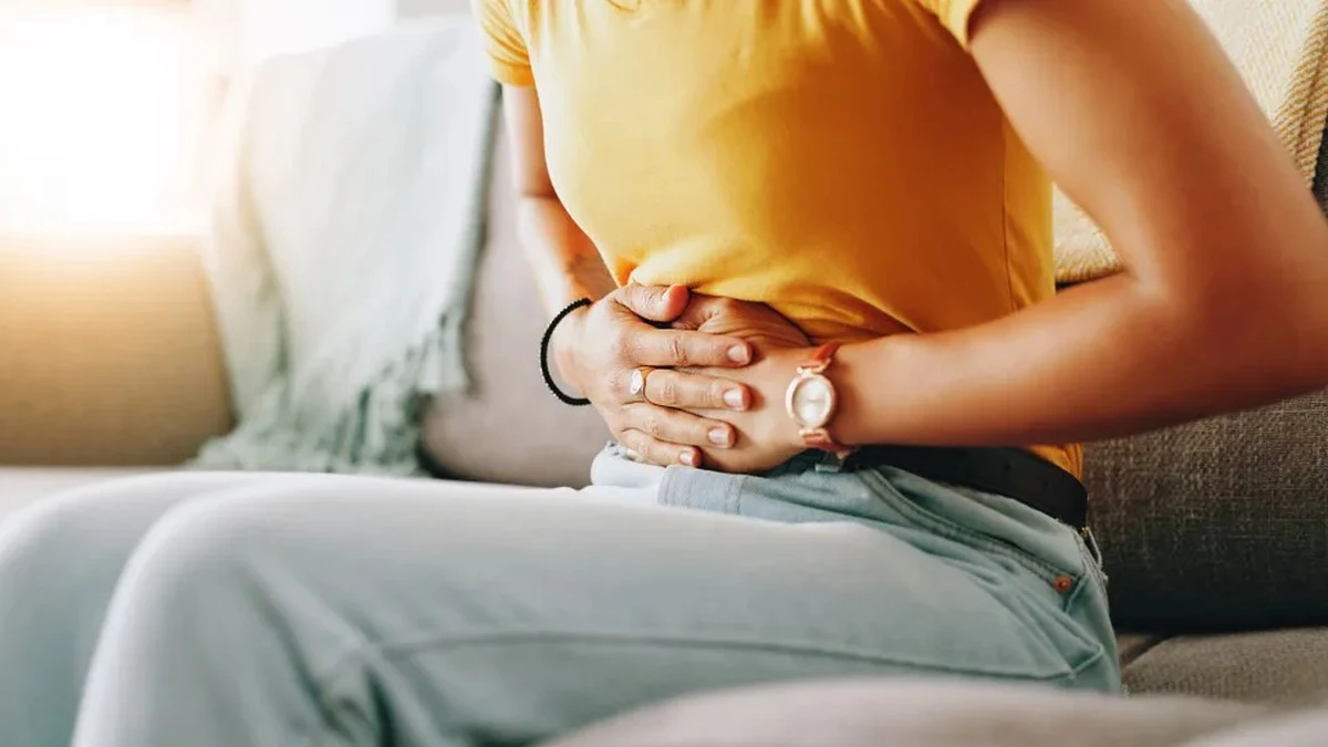 Bolesne miesiączki? Zwróć uwagę na te 5 nietypowych objawów – to może być sygnał alarmowy